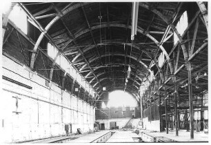 Straßenbahndepot; Frankfurt, Carlo-Schmid-Platz 1