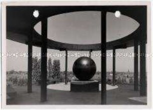 Berlin, Lichterfelde, Denkmal Otto von Lilienthal