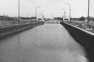 2. Schleuse Friedrichsfeld