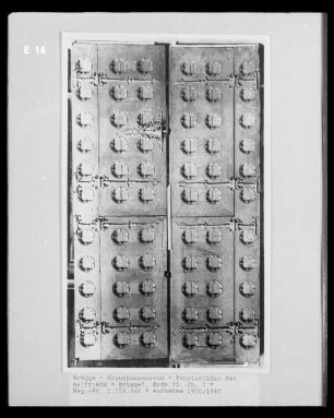 Fensterläden des Belfrieds