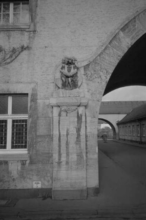 Amoretten mit Girlande — Amoretten mit Girlande