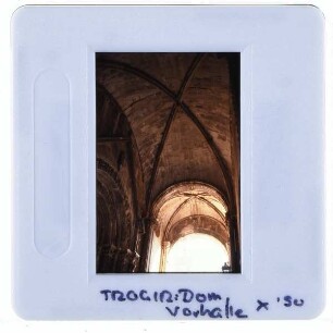 Trogir, Kathedrale hl. Laurentius : Vorhalle
