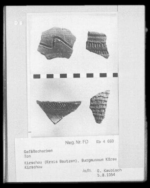 Gefäßscherben : Vier Gefäßscherben (Grabungsfunde aus dem Umfeld der Burg Körse). Ton. Schirgiswalde-Kirschau: Burgmuseum Kirschau