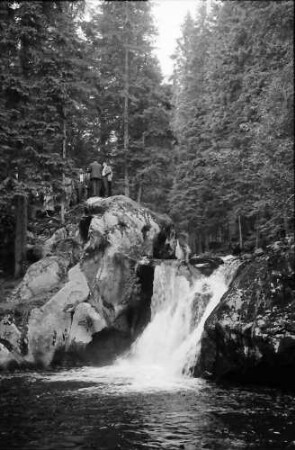 Lindau: Wasserfall am Schwarzenbächle bei Lindau