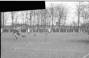 Fußballspiel zwischen dem Fußballverein Aue und dem Fußballverein Sinzheim.