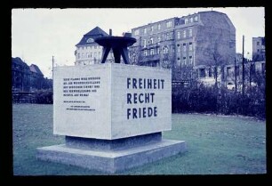 Mahnmal Reichskanzlerpl. 15.11.55.