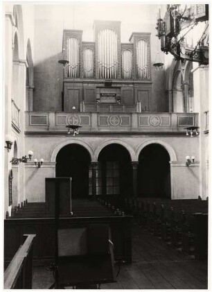 Evangelisches Diakonissenkrankenhaus Bethanien, Berlin-Kreuzberg Umbau. Kirche: Orgelempore vor Restauration