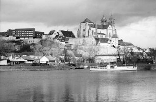 Neuf-Brisach: Münsterberg über den Rhein, mit Hotel
