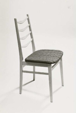 Stuhl mit gepolsterter Sitzfläche (Modell 2129/11)