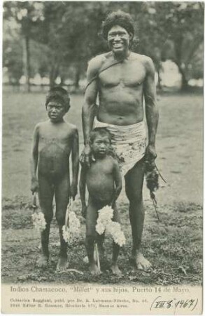 "Indios Chamacoco, 'Millet' y sus hijos, Puerto 14 de Mayo"