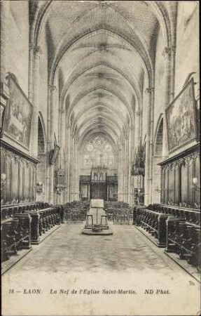 Laon. La Nef d'Eglise Saint-Martin.