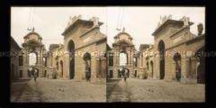 Eingangsbereich zur Galerie des Cimitero Monumentale della Certosa, Bologna