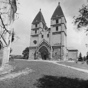 Katholische Kirche Sankt Georg, Jaak, Ungarn