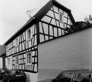 Hochheim am Main, Alte Dorfgasse 13