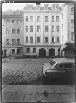 Dresden-Neustadt, Obergraben 19. Wohnhaus mit Laden. Straßenfront (Teilansicht)