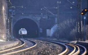 Stuttgart Feuerbach Pragtunnel Nordportal Ferngleis Lok 118 021