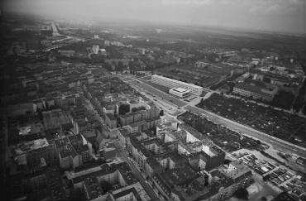 Luftaufnahme, Blick von Süd-Osten auf die Staatliche Ingenieurschule Gauß. Berlin-Wedding, Luxemburger Straße