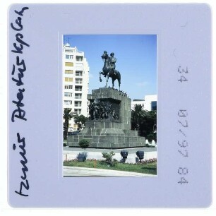 Izmir, Cumhuriyet-Platz,Izmir, Atatürkstatue