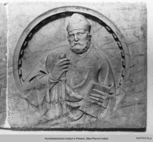 Reliefs: die Heiligen Oktavian, Viktor, Clemens und Justus - Arca di San Ottaviano