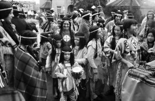 Freiburg: Freiburger Fasnet 1972 [Indianer]