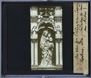 Modena, Dom : Teil des Altars: Skulptur Maria mit Kind