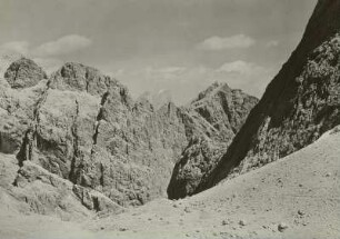 Italien. Dolomiten. Rosengartengrugpe. Blick vom Gart'l nach der Marmolata