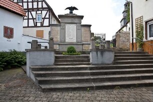Kriegerdenkmal; Langgöns, Kirchstraße