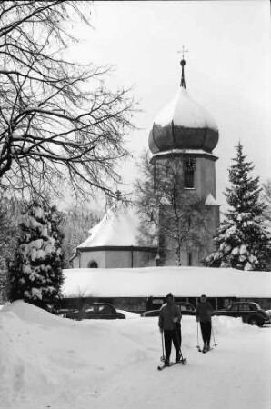 Hinterzarten: Kirche im Schnee
