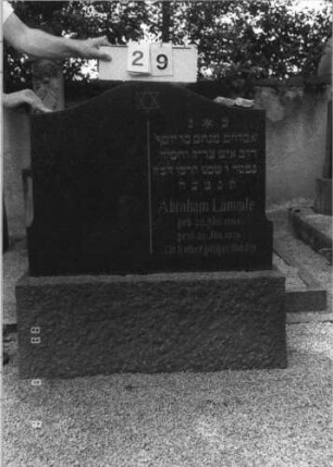 Grabstein 29