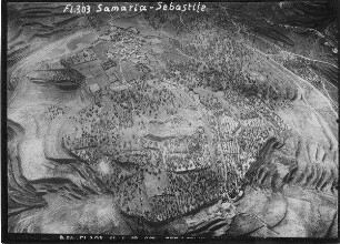 Samaria - Sebastije [Sebastie] Samaria UBR West oben sebastie Strasse von genin [jenin] nach Nablus unten r. Strasse nach anebta u. Küste
