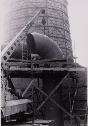 Rohrleitungsbau zum Kühlturm 7