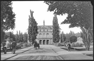 Dresden. Palais im Königlichen Großen Garten