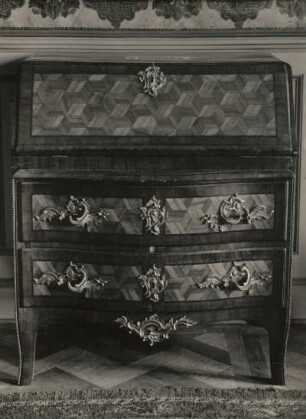 Schreibsekretär, um 1750