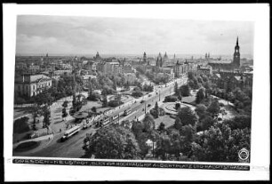 Dresden-Neustadt, Blick vom Hochhaus auf Albertplatz und Hauptstraße