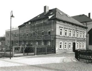 Neustadt in Sachsen, Obergraben 1. Wohnhaus (um 1885)