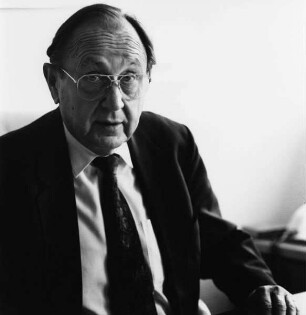 Hans-Dietrich Genscher (geb. 1927; deutscher Politiker, Bundesminister). Bonn, 1992