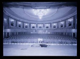 Kroll’sches Etablissement (auch: Krolloper, Oper am Königsplatz), Berlin: Ansicht Zuschauerraum (Negativ zu Inv. Nr. TBS 028,15)