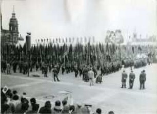 FDJ-Aufmarsch beim Deutschlandtreffen 1964