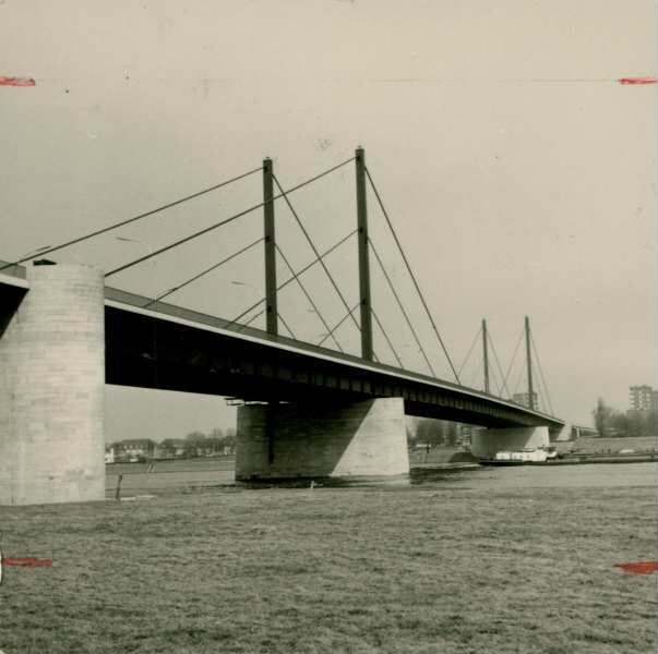 Nordbrücke (Strompfeiler), 1955-1956