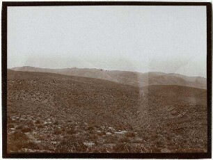 von d. Höhe südl. w. fara [wadi fara] Blick n. chan hatrur