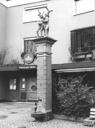 Paradies-Brunnen; Frankfurt, Paradiesgasse