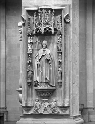Grabmal des Administrators Albrecht von Sachsen (gest. 1484), Seitenfiguren Madonna mit Kind, heiliger Martin und heilige Barbara