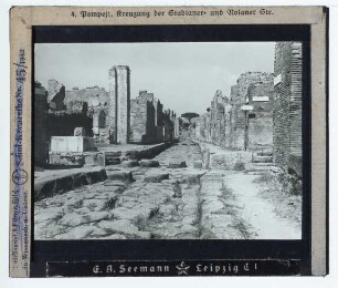 Pompei, Via di Nola