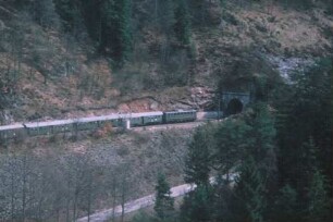 Badische Schwarzwaldbahn Niederwasser Lok Baureihe 139 Nahverkehrszug B4yg-Wagen