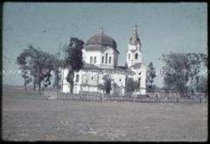 Innenansicht einer Russisch-orthodoxen Kirche ?