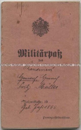 Militärpass aus dem Ersten Weltkrieg für einen Kanonier