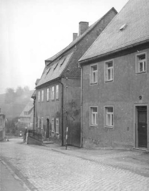 Bärenstein. Wohnhäuser, Hauptstraße 4 und 2. Straßenansicht