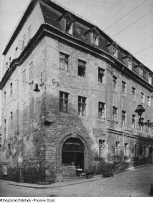 Bautzen, Hohengasse 16/Ecke Heringstraße. Wohnhaus, ehemals Gasthaus "Goldenes Lamm" (bezeichnet 1726). Eckansicht