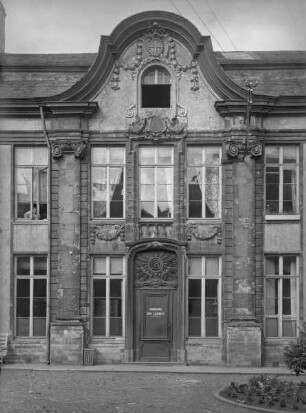 Onze-Lieve-Vrouw Ziekenhuis — Liebfrauenhospital