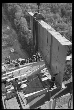 Sulzbachviadukt: Montage der Träger